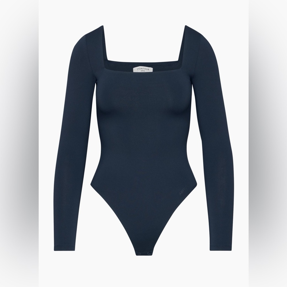 Babaton Aritiza Contour Thomg Bodysuit in Total Eclipse